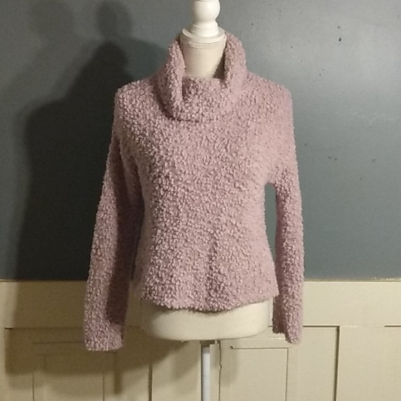 Arizona Jean Company Sweaters - 🔴6/$15  Arizona jean company soft sweater